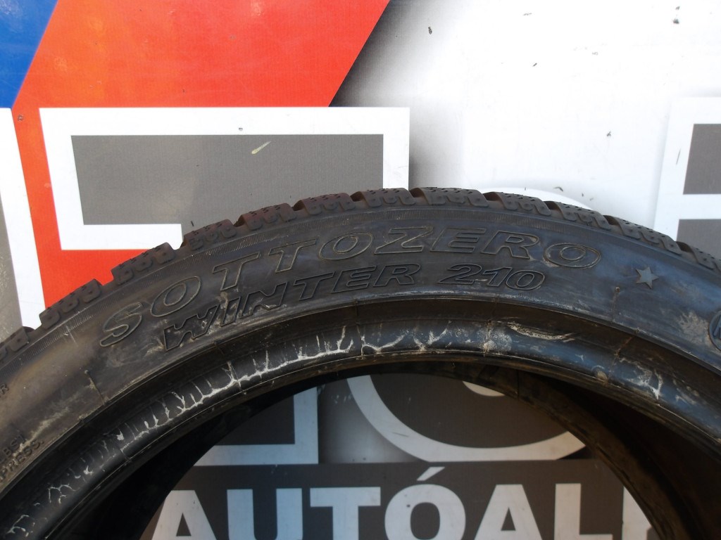 [GYÁRI HASZNÁLT] PIRELLI  SOTTOZERO 210  225/45/R18  91H M+S DOT 4310 4. kép